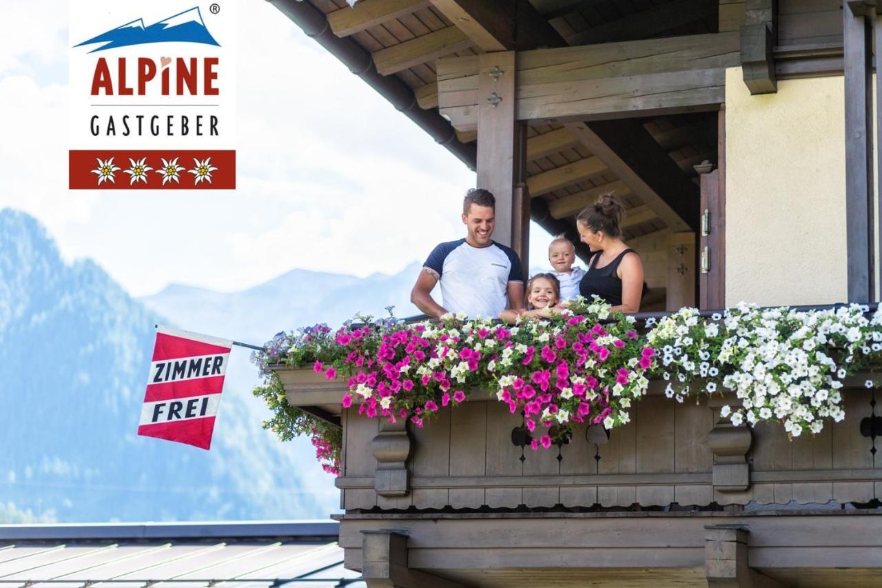 Gaestehaus Stotter Нойкирхен-ам-Гросфенедигер Экстерьер фото